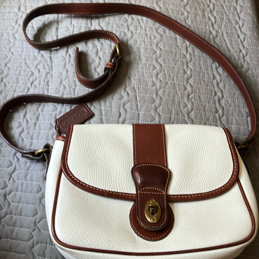 Coach cream pebbled leather shoulder bag